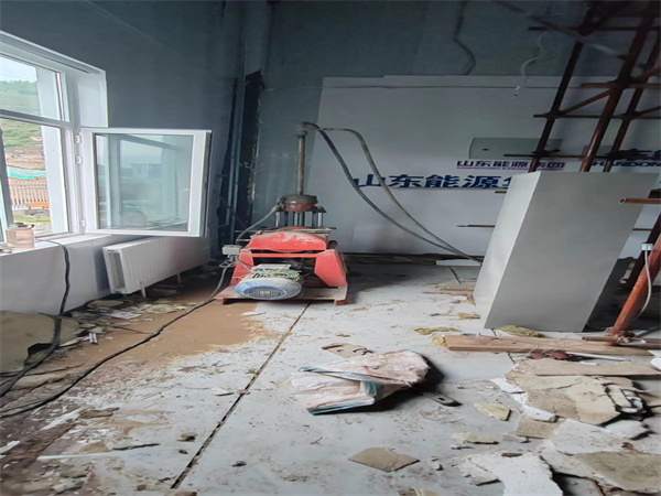 武川地基基础下沉墙体裂缝加固注浆顶升施工